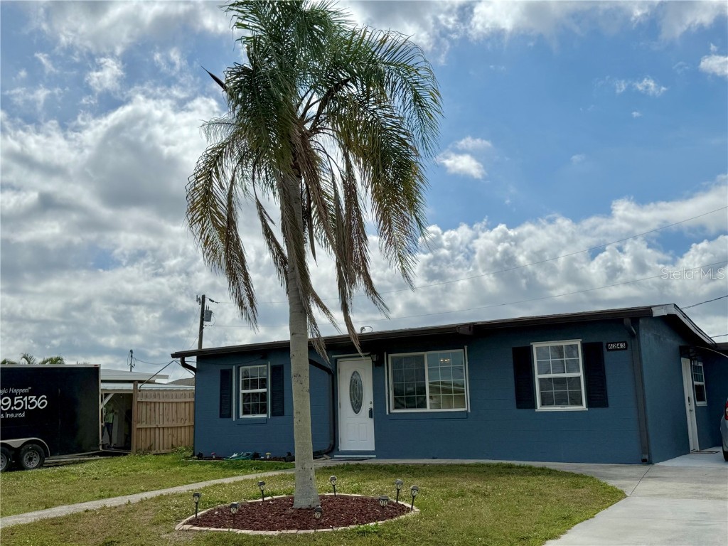 6243 Mayberry Avenue North Port FL 34287 A4641443 image1