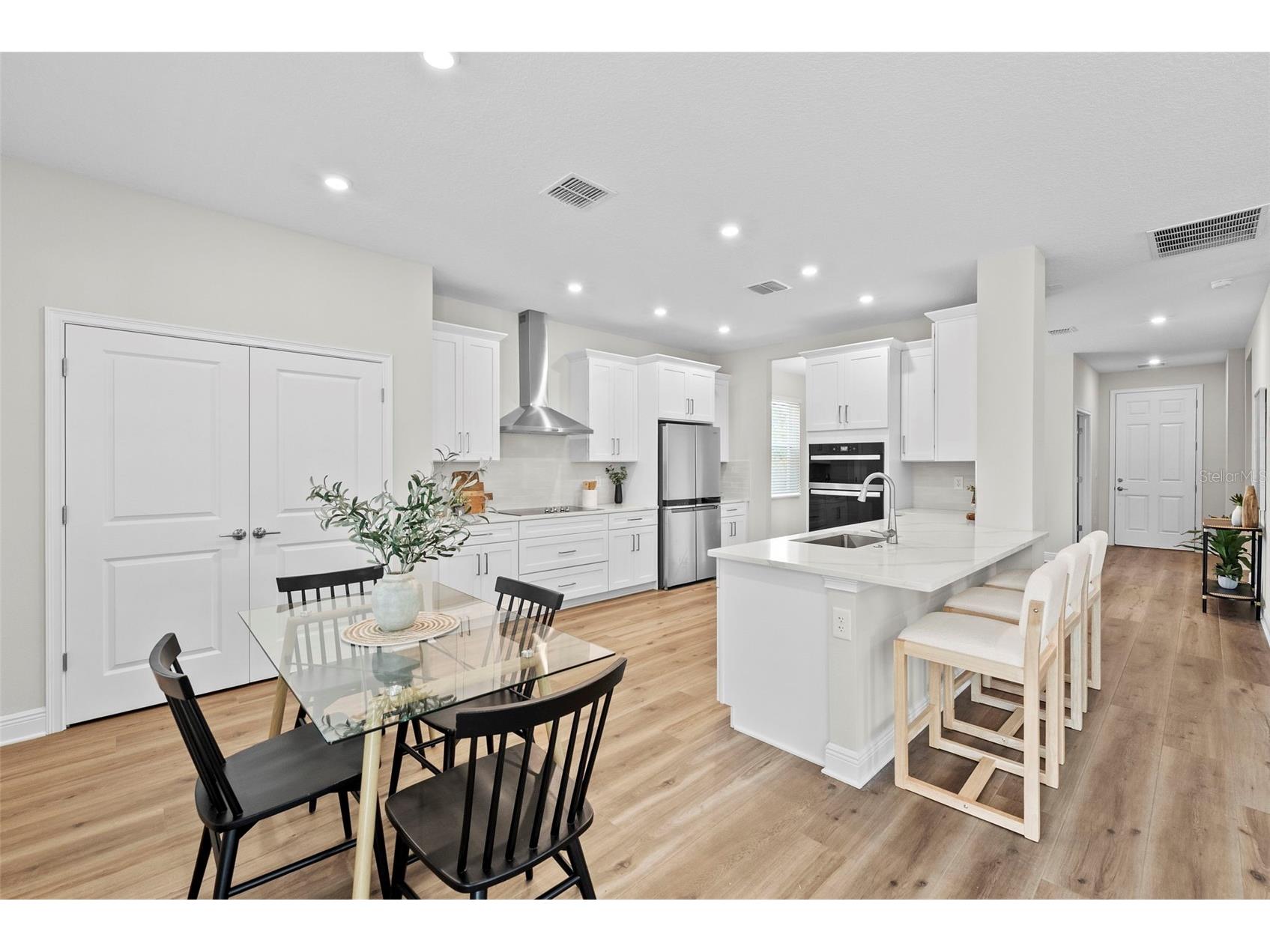 6244 29th Street N Saint Petersburg FL 33702 TB8405792 image10