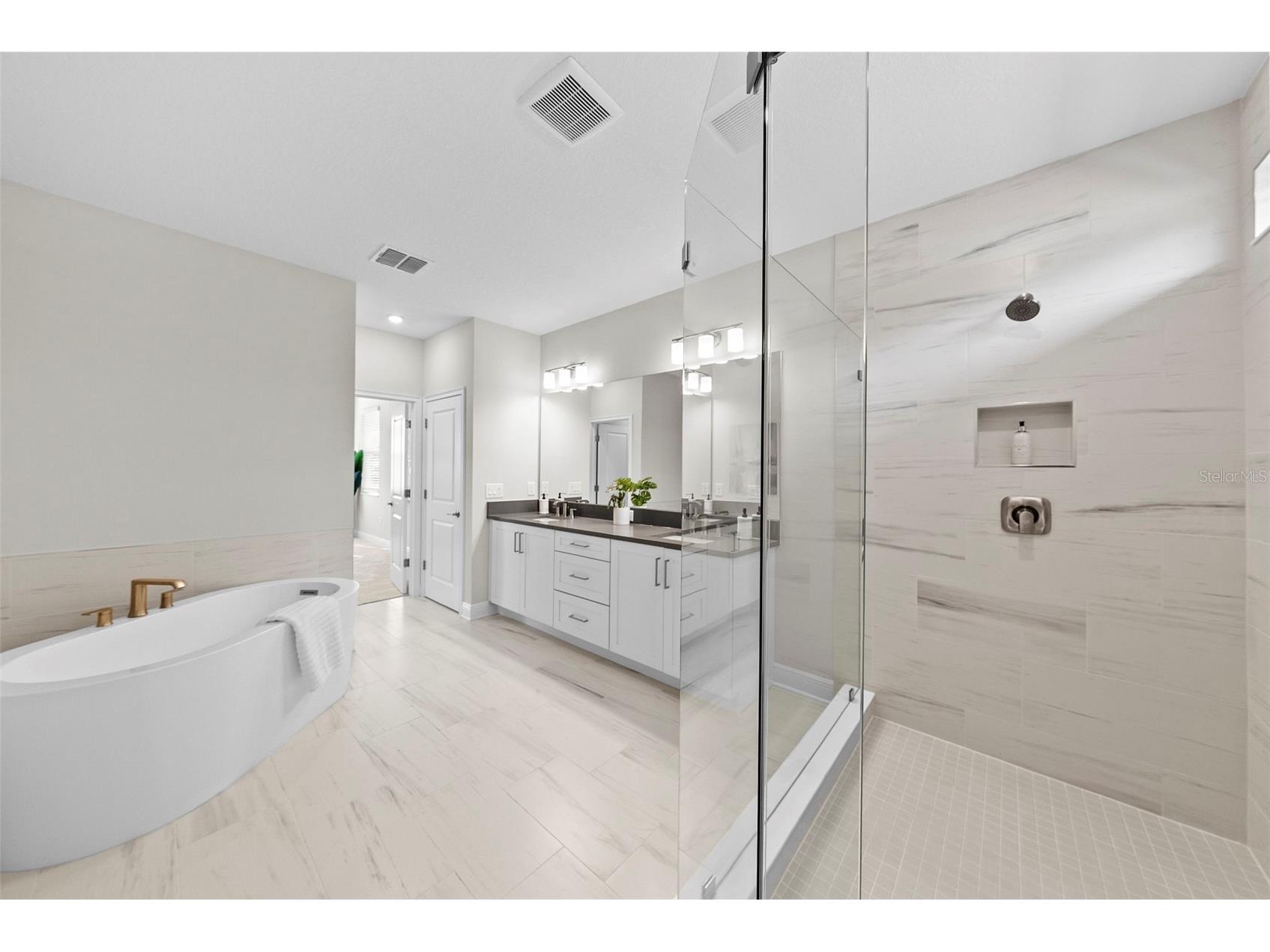 6244 29th Street N Saint Petersburg FL 33702 TB8405792 image24