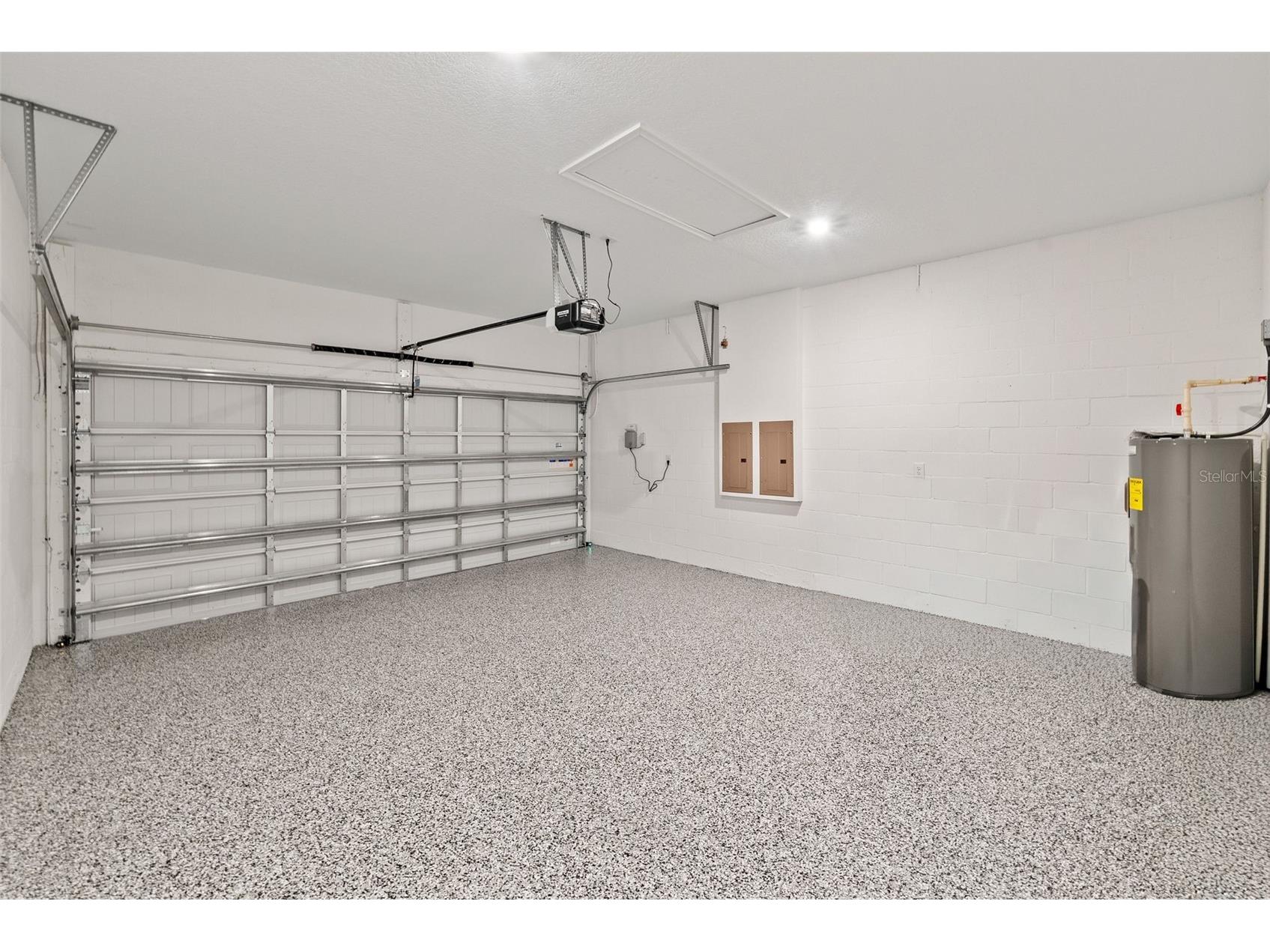 6244 29th Street N Saint Petersburg FL 33702 TB8405792 image40