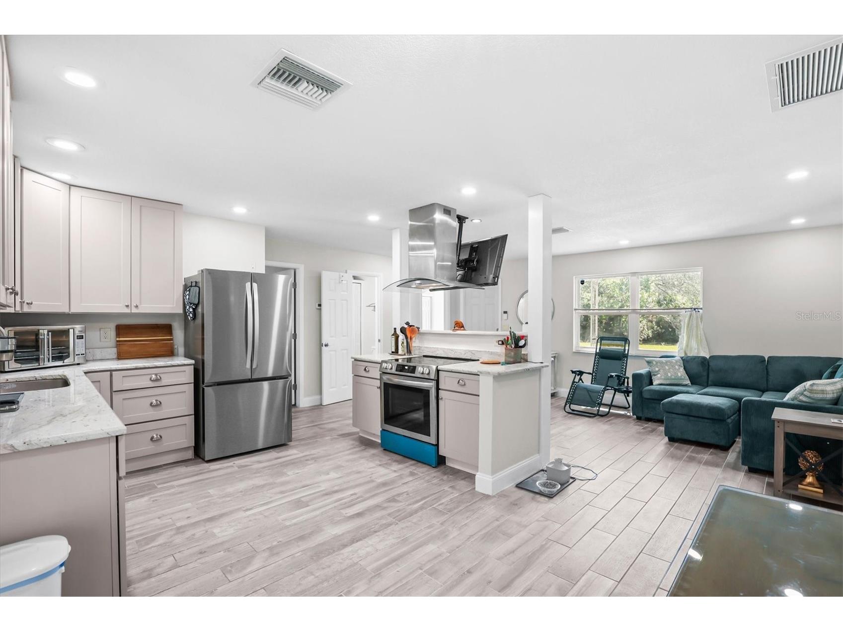 6244 Colony Circle Weeki Wachee FL 34607 - LITTLE SALT SPRING W7885877 image42