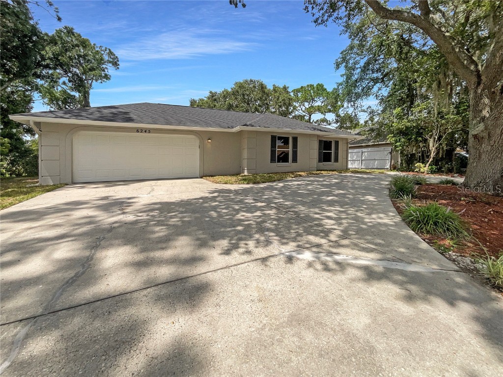 6245 Bonaventure Court Sarasota FL 34243 O6227119 image1
