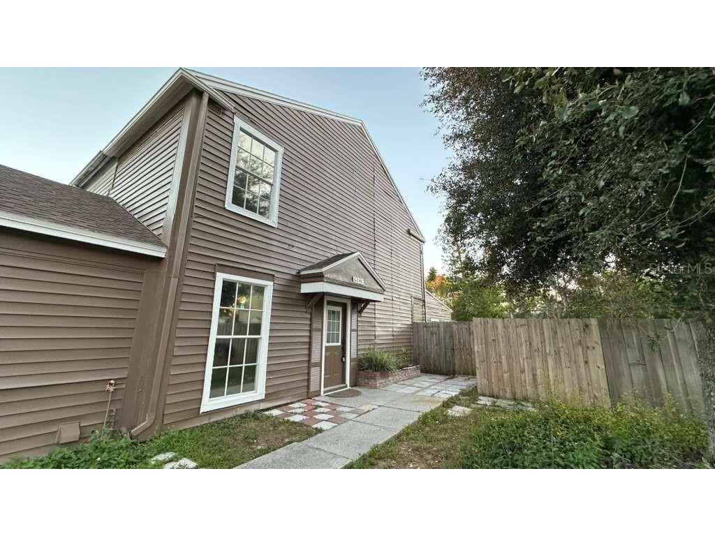 6246 Oak Cluster Circle Tampa FL 33634 TB8446683 image16