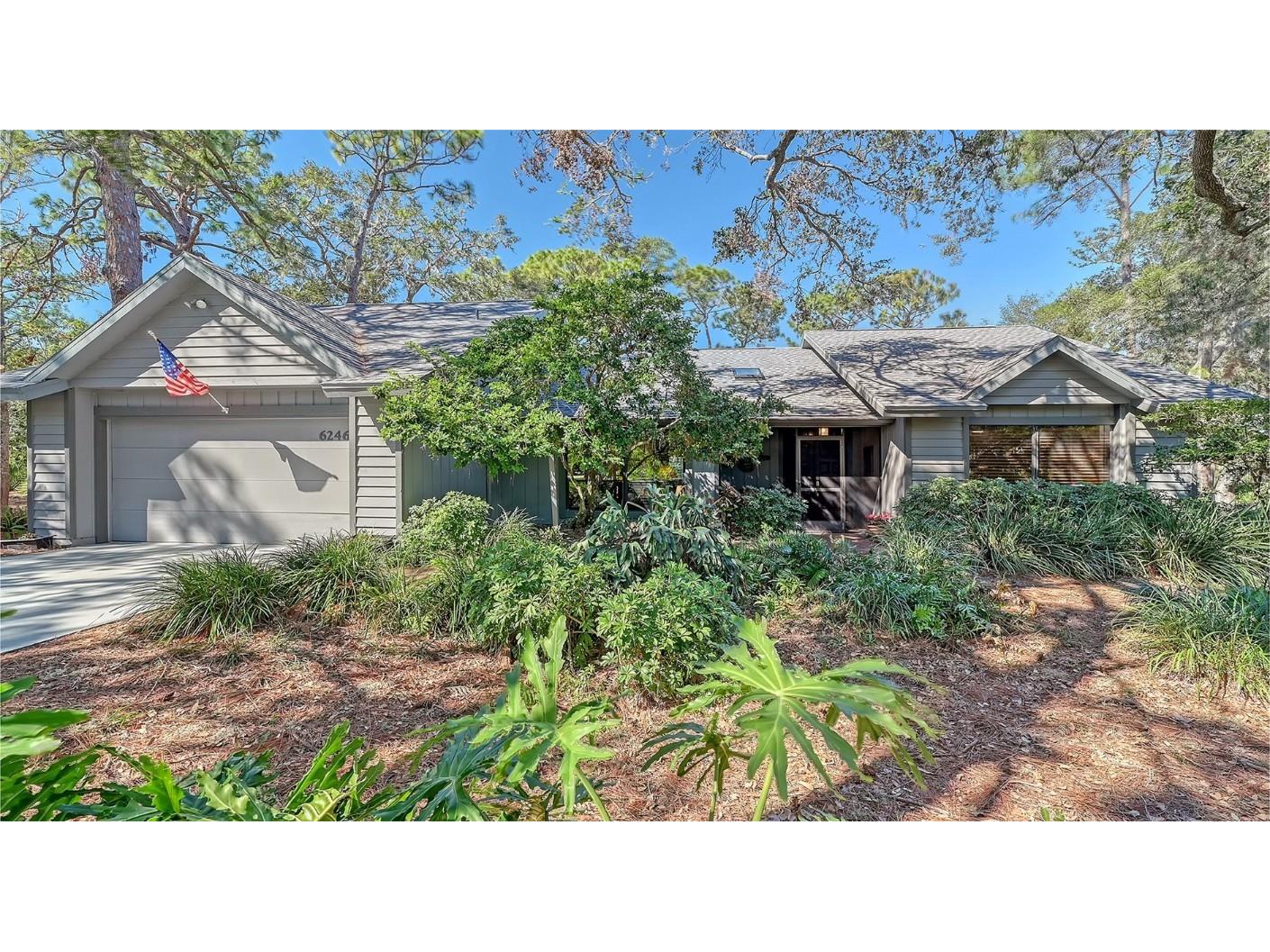 6246 Ravenwood Drive Sarasota FL 34243 A4630501 image1