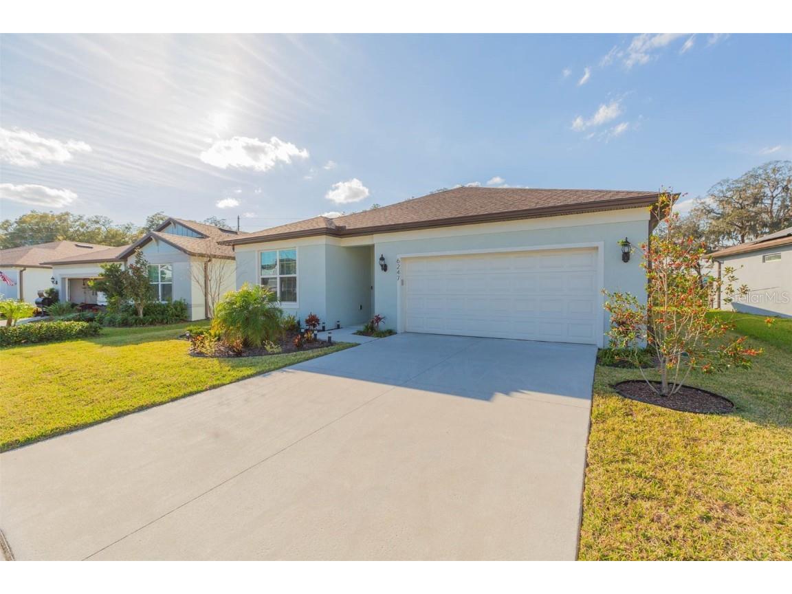 6247 Bradford Woods Drive Zephyrhills FL 33542 T3427645 image1