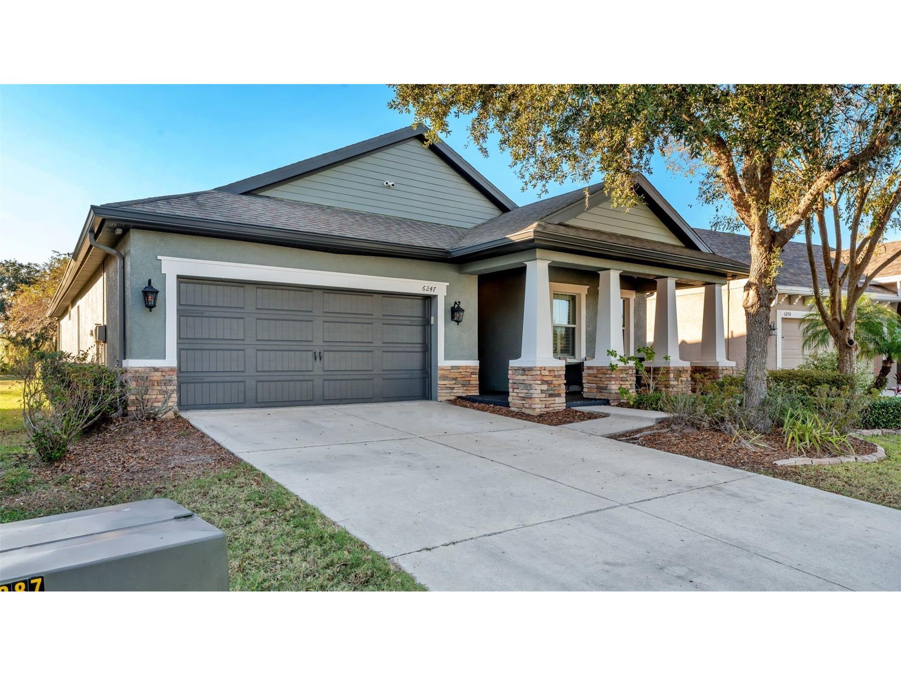 6247 Hawk Grove Court Wesley Chapel FL 33545 L4957903 image2