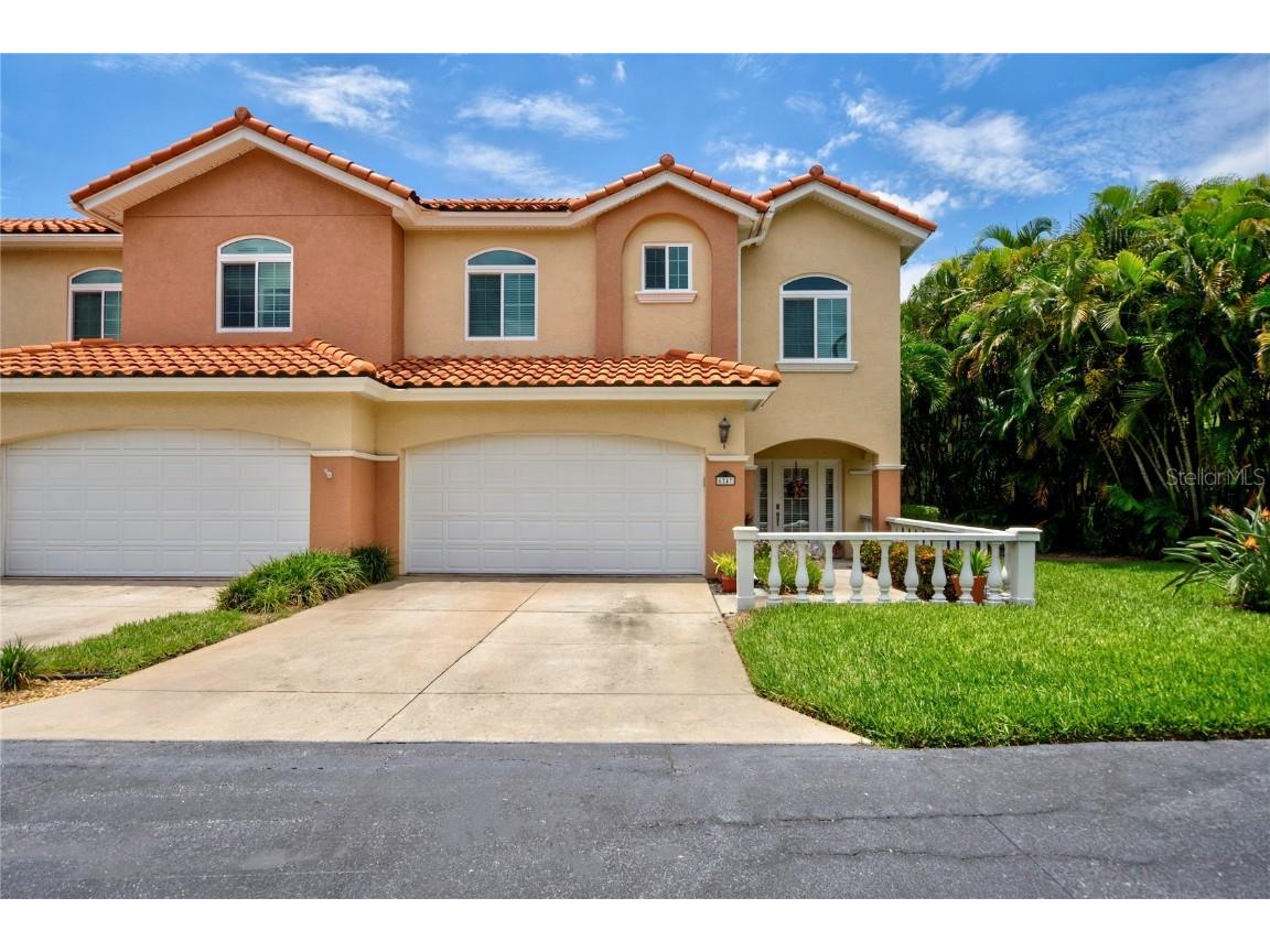 6247 Vista Verde Drive W Saint Petersburg FL 33707 U8250092 image1