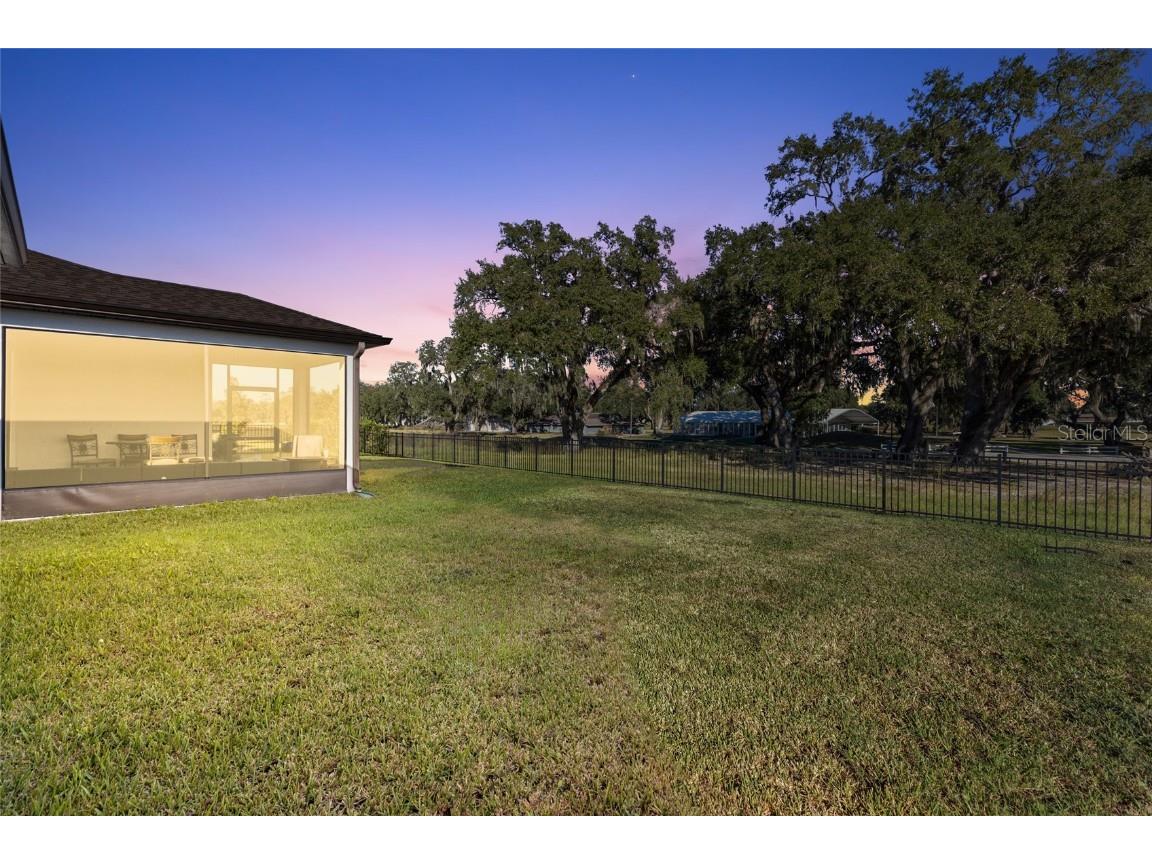 6248 Bradford Woods Dr Zephyrhills FL 33542 TB8445427 image2