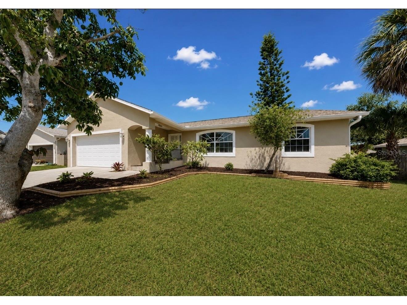 6248 Fairway Boulevard Apollo Beach FL 33572 TB8517868 image1