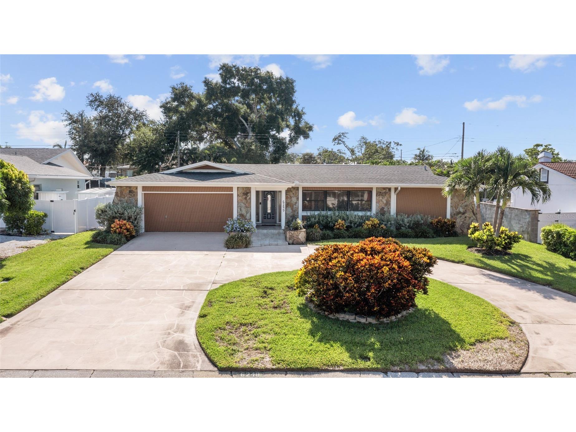 6249 Hillside Avenue Seminole FL 33772 TB8531782 image1