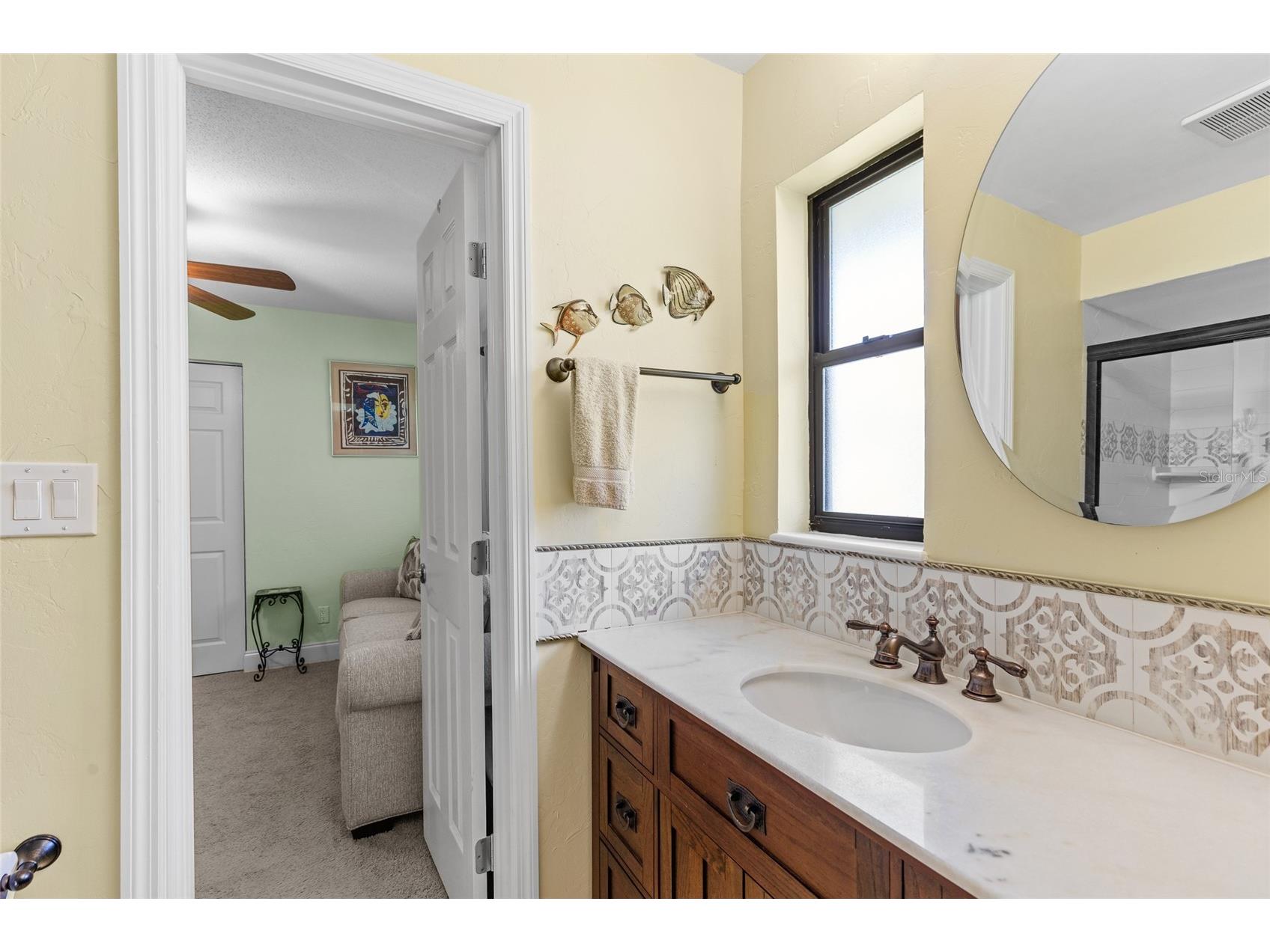 6249 Hillside Avenue Seminole FL 33772 TB8531782 image28