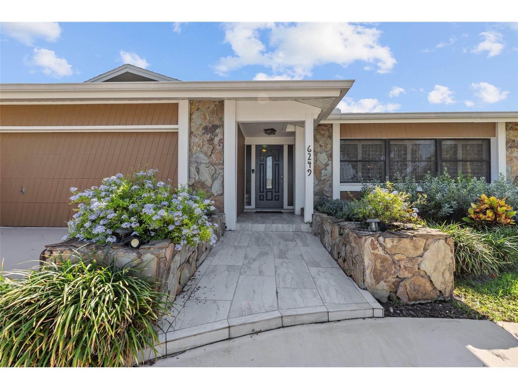 6249 Hillside Avenue Seminole FL 33772 TB8531782 image3