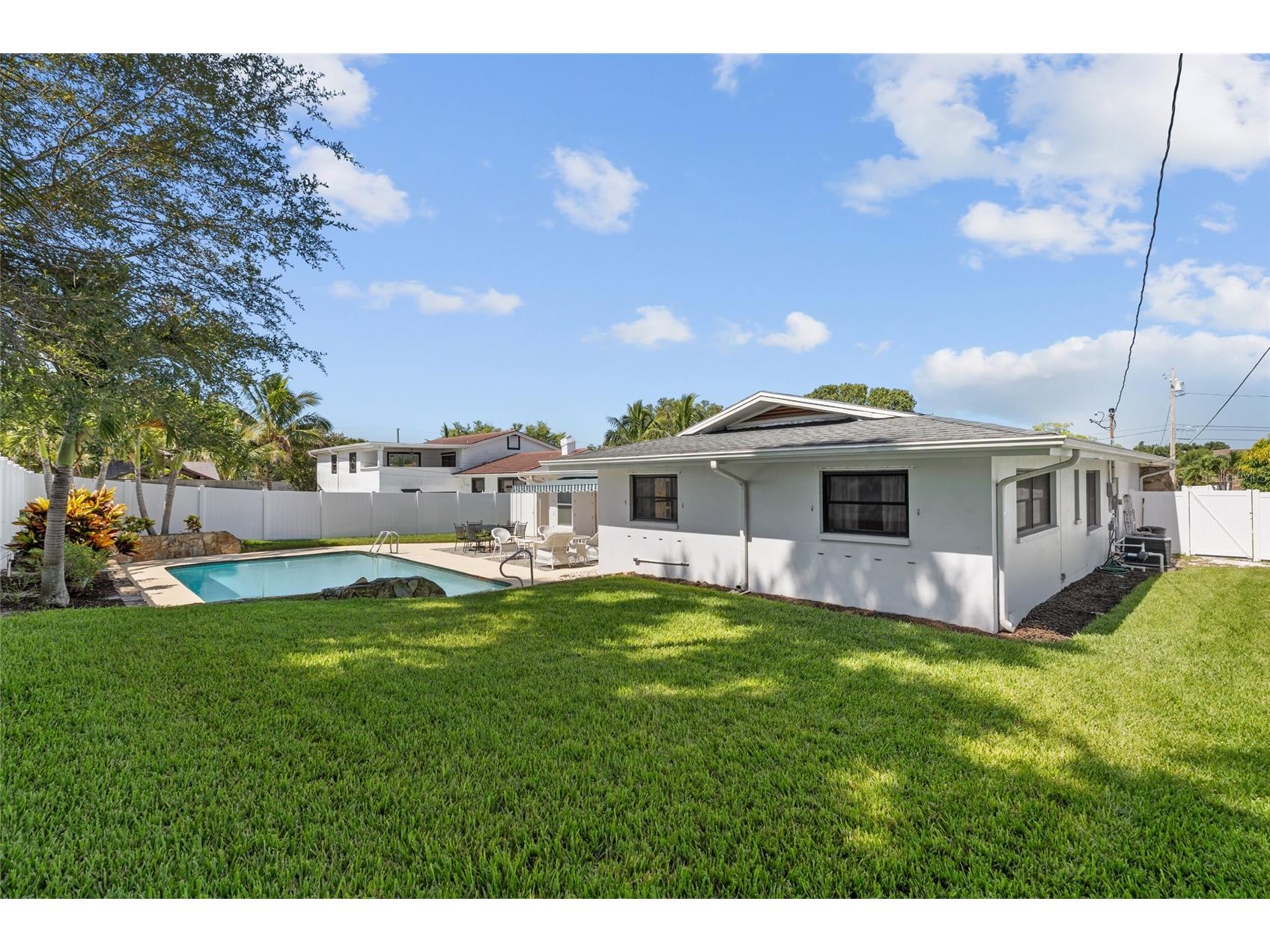 6249 Hillside Avenue Seminole FL 33772 TB8531782 image36