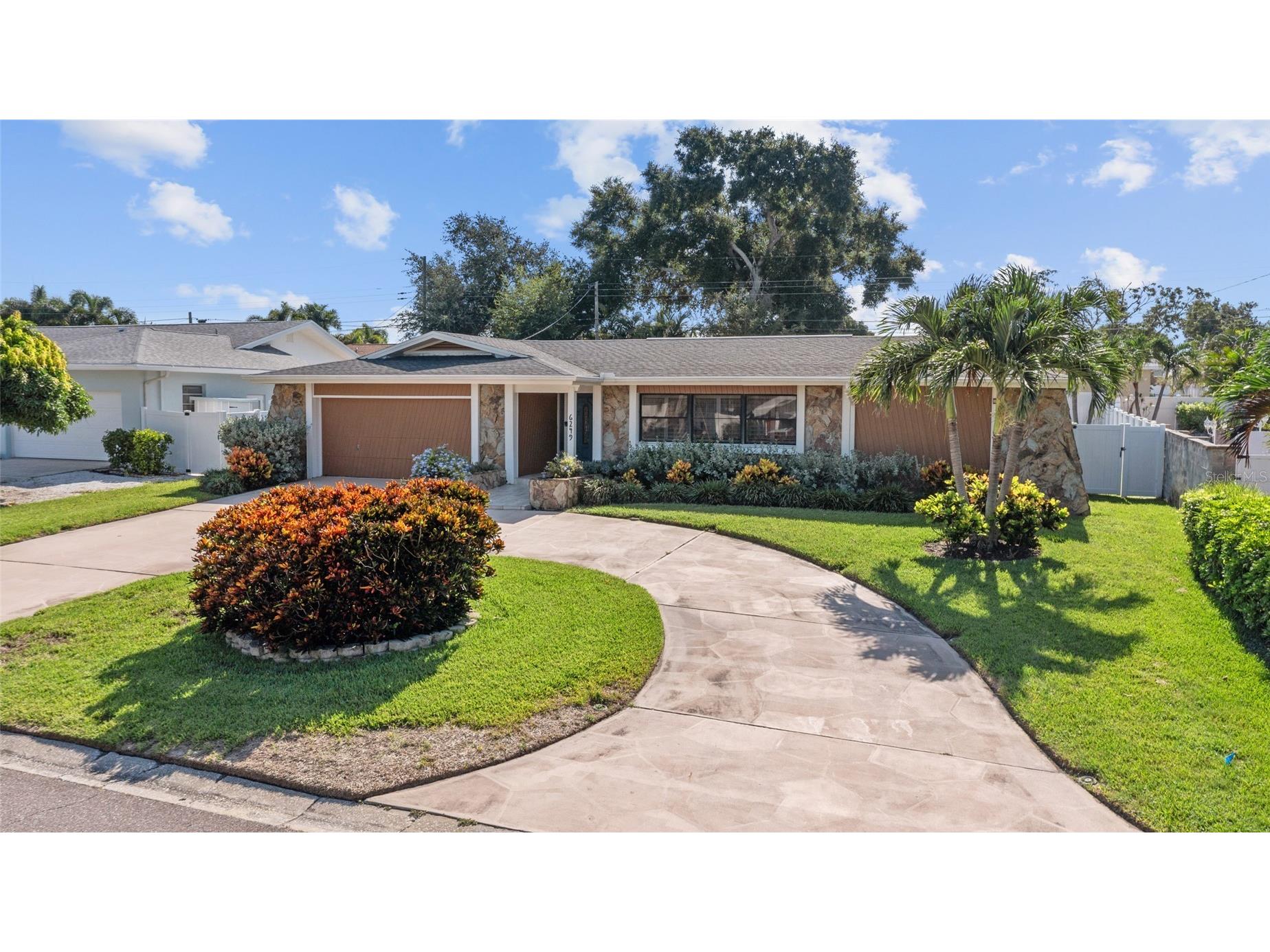 6249 Hillside Avenue Seminole FL 33772 TB8531782 image39