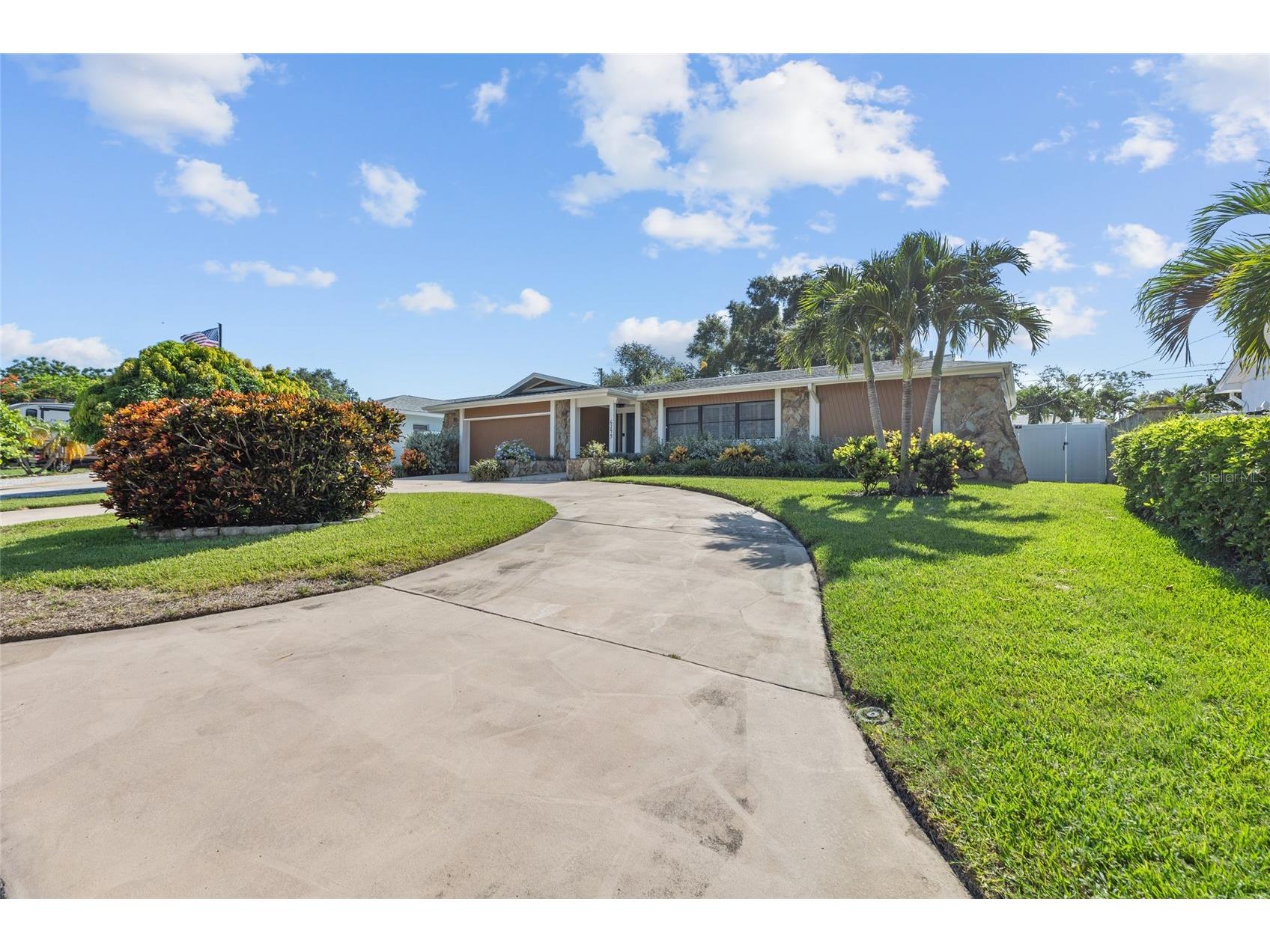 6249 Hillside Avenue Seminole FL 33772 TB8531782 image40