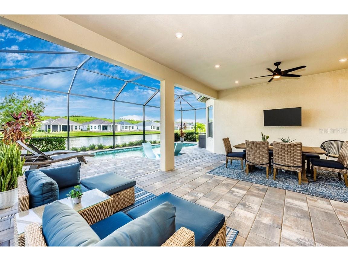 6249 Mesa Glen Bradenton FL 34203 A4628927 image1