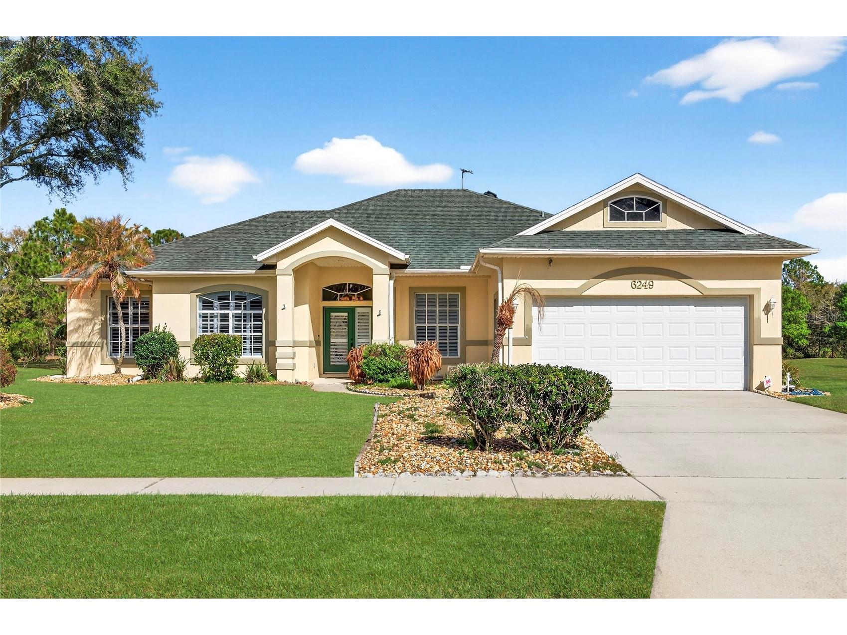 6249 Montego Bay Court Port Orange FL 32128 V4947601 image1