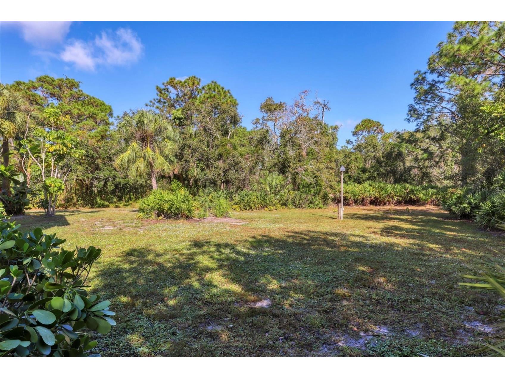 6249 Muriwood Court Sarasota FL 34243 A4666682 image35