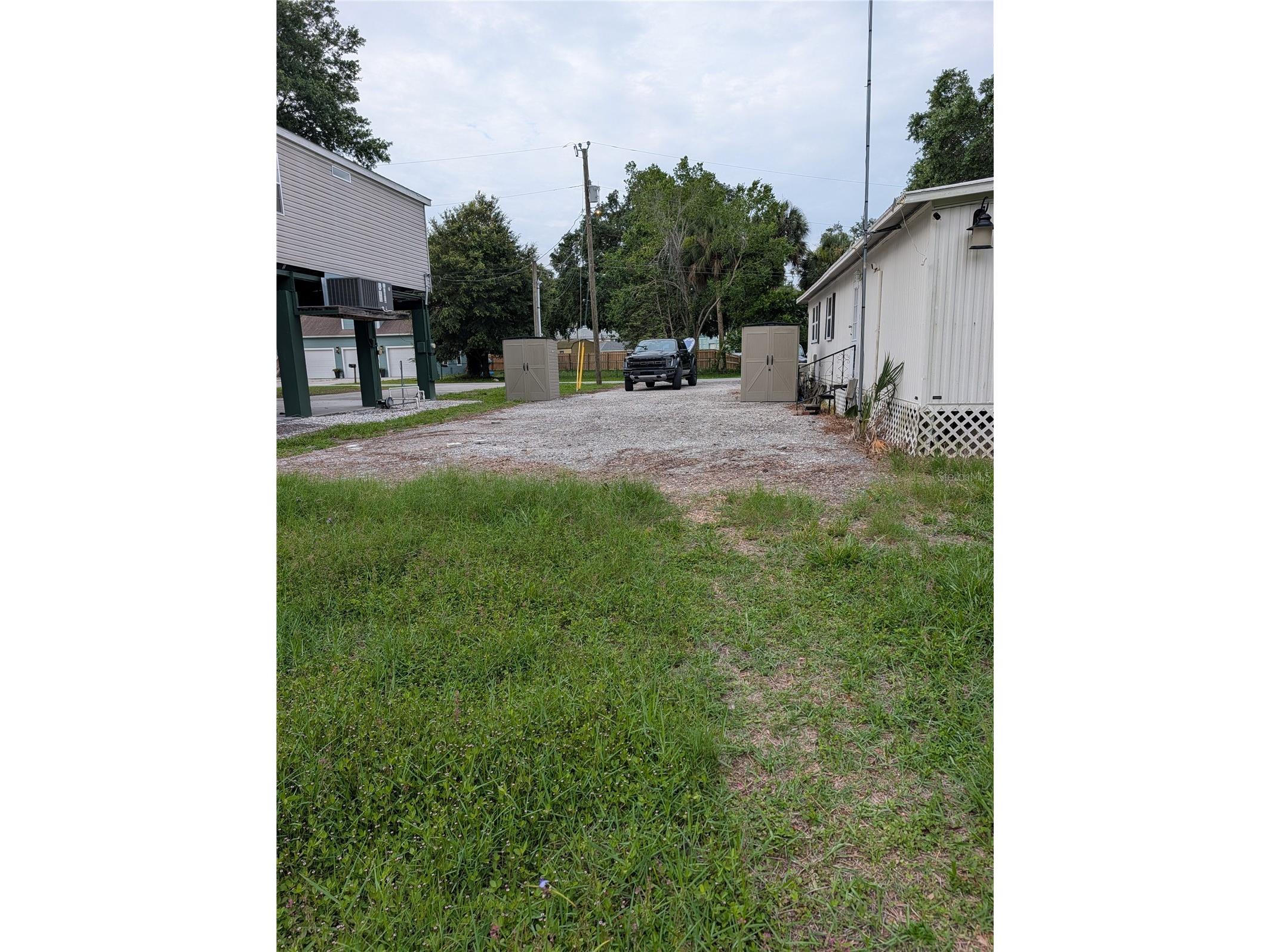 6249 Sebring Street Weeki Wachee FL 34607 - WEEKI WACHEE TB8515026 image1