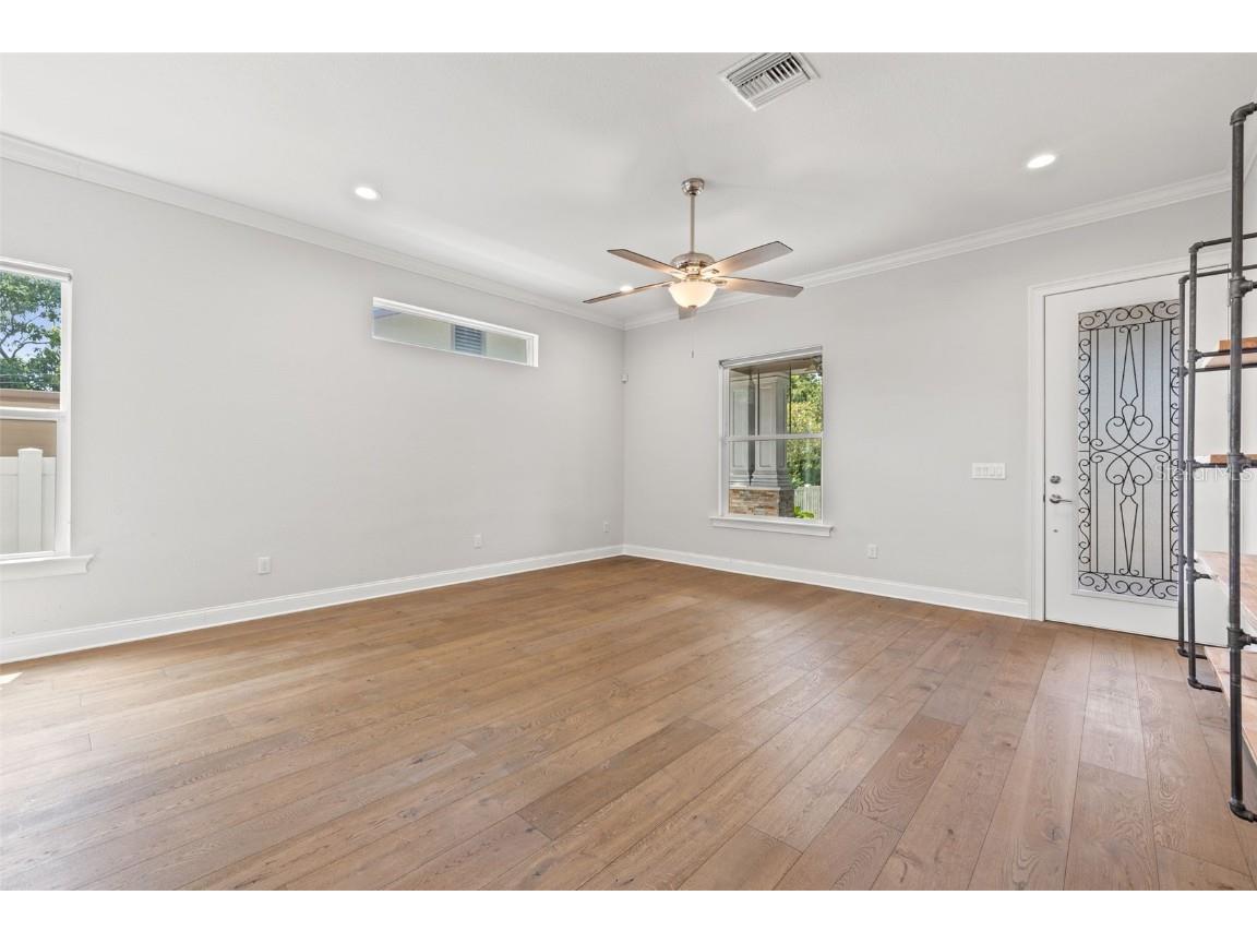 625 38th Avenue N Saint Petersburg FL 33704 TB8411692 image10