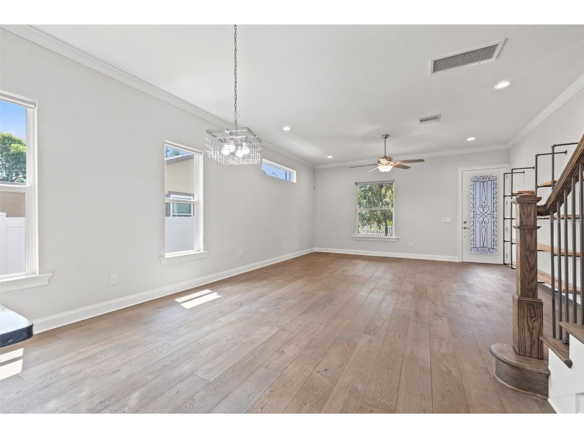 625 38th Avenue N Saint Petersburg FL 33704 TB8411692 image21