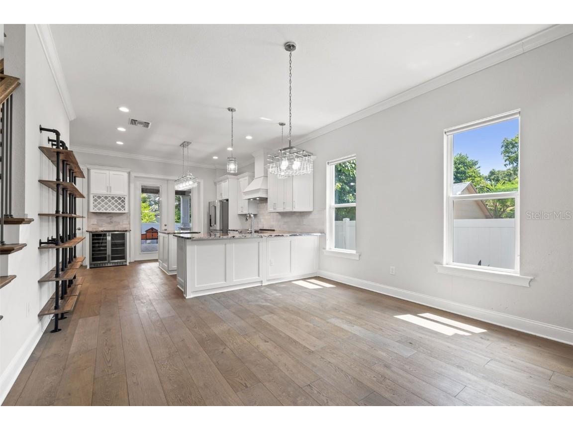 625 38th Avenue N Saint Petersburg FL 33704 TB8411692 image4