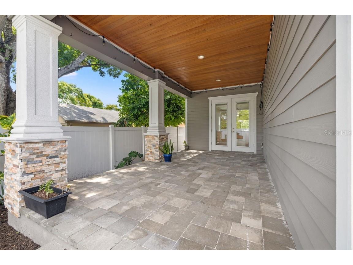 625 38th Avenue N Saint Petersburg FL 33704 TB8411692 image49