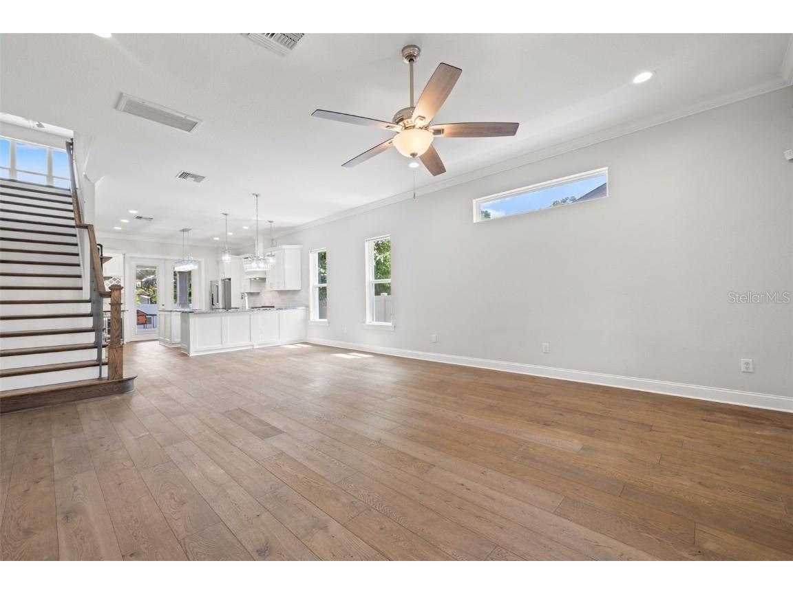 625 38th Avenue N Saint Petersburg FL 33704 TB8411692 image9