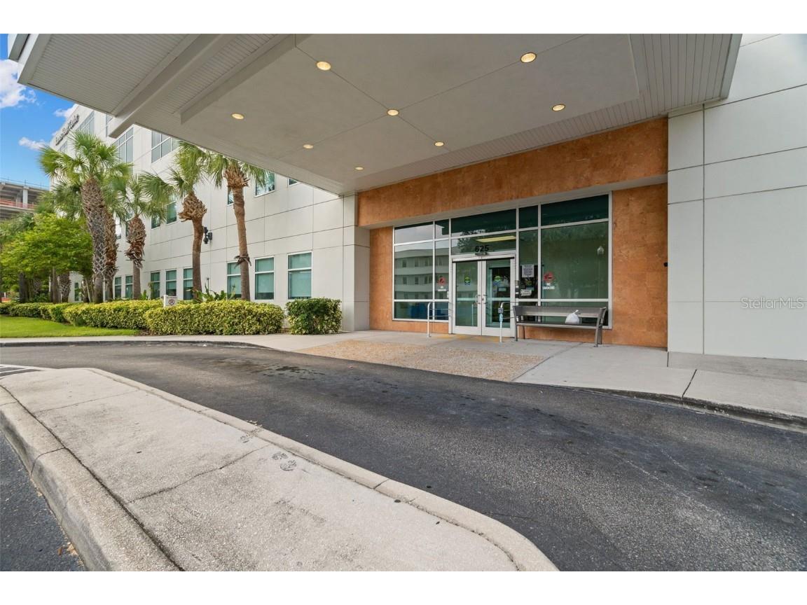 625 6th Avenue S #405 Saint Petersburg FL 33701 U8255524 image2