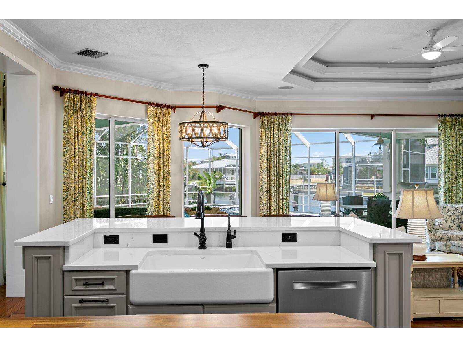625 Balibay Road Apollo Beach FL 33572 TB8502302 image14
