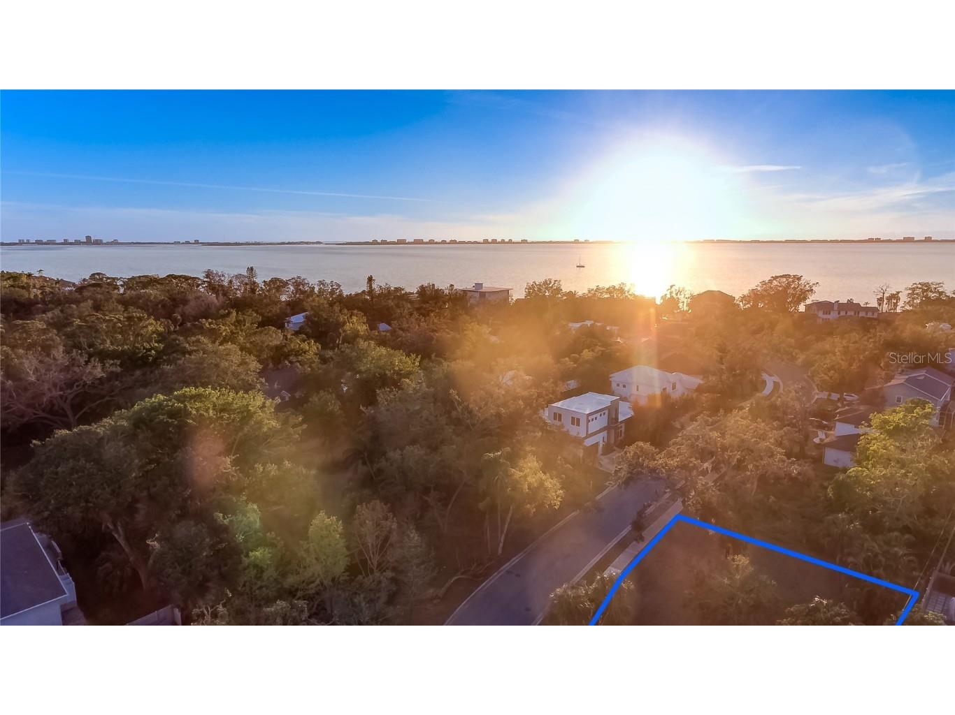 625 Bellora Way Sarasota FL 34234 A4631849 image1