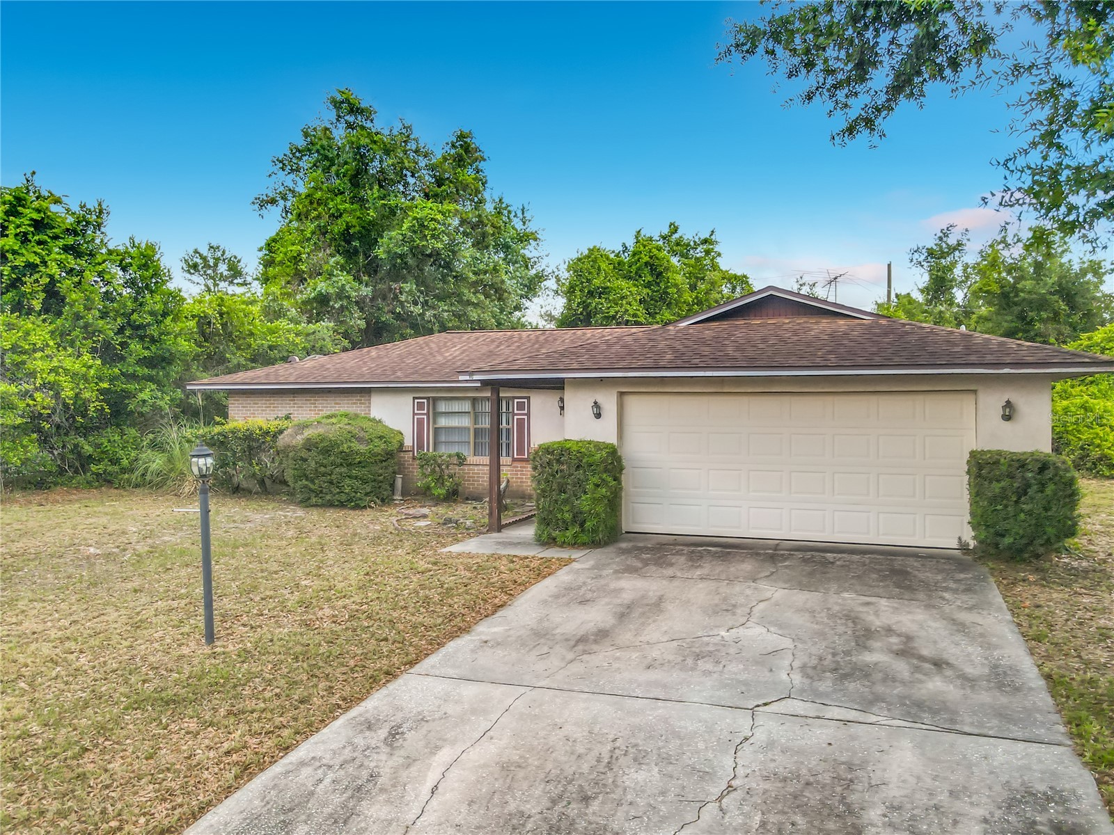 625 Brunswick Terrace Deltona FL 32725 V4949194 image2
