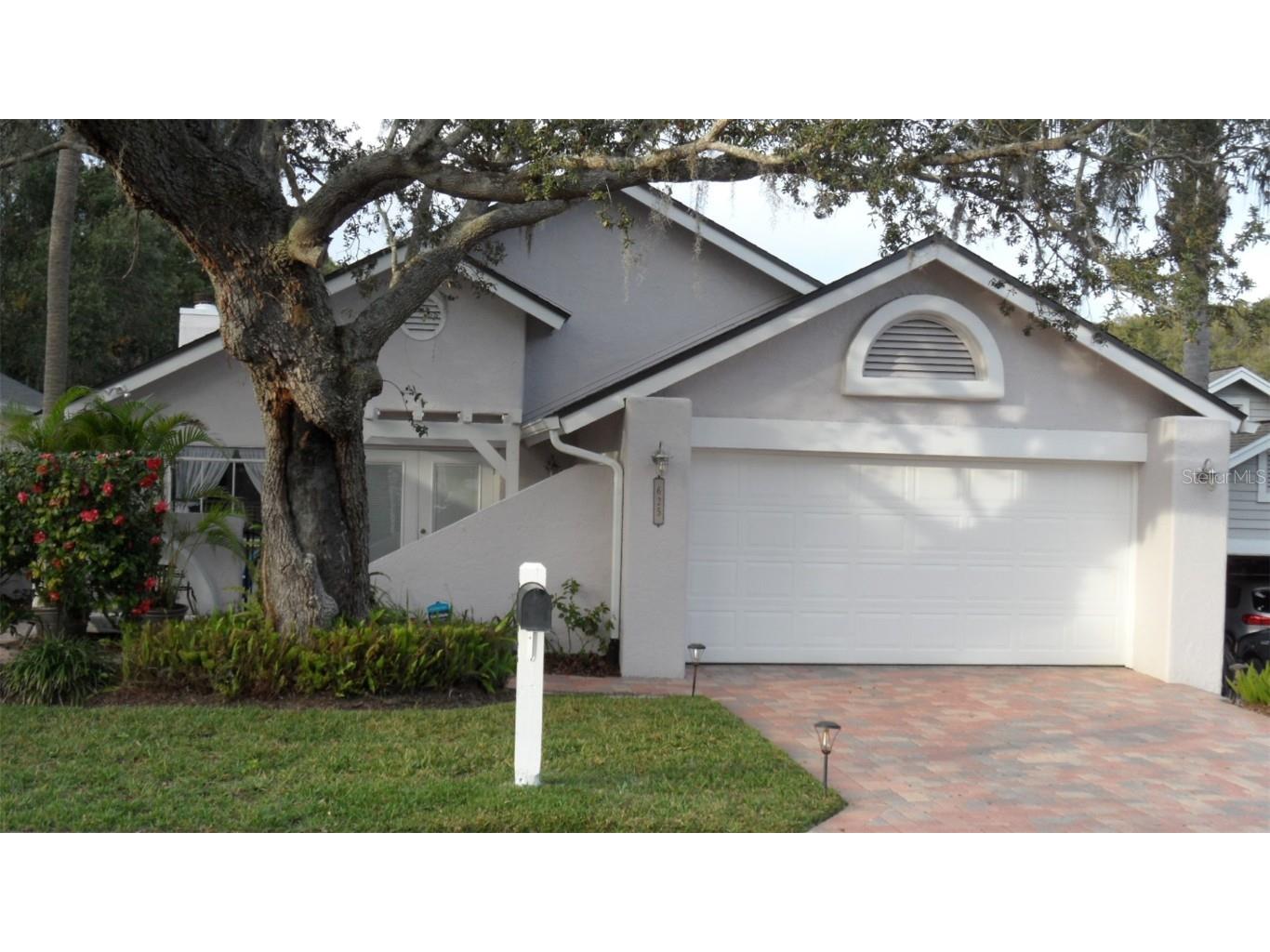 625 Fallsmead Circle Longwood FL 32750 - THE LANDINGS POND O6172685 image1