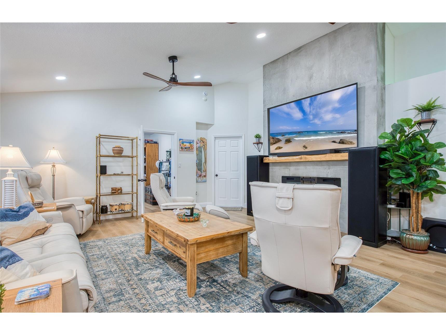 625 Folsom Street S Saint Petersburg FL 33707 TB8468483 image15