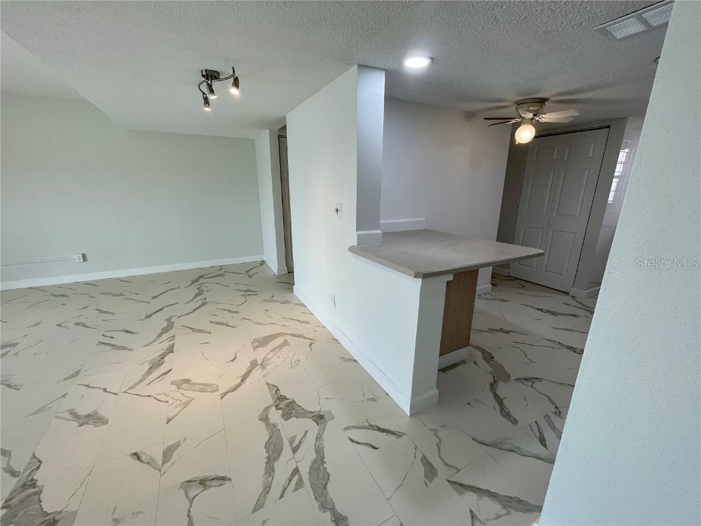 625 N Halifax Avenue #15 Daytona Beach FL 32118 V4940918 image9