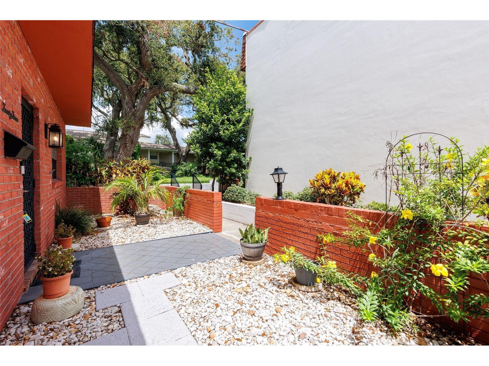 625 N Halifax Avenue #23 Daytona Beach FL 32118 - HALIFAX RIVER FC312263 image59