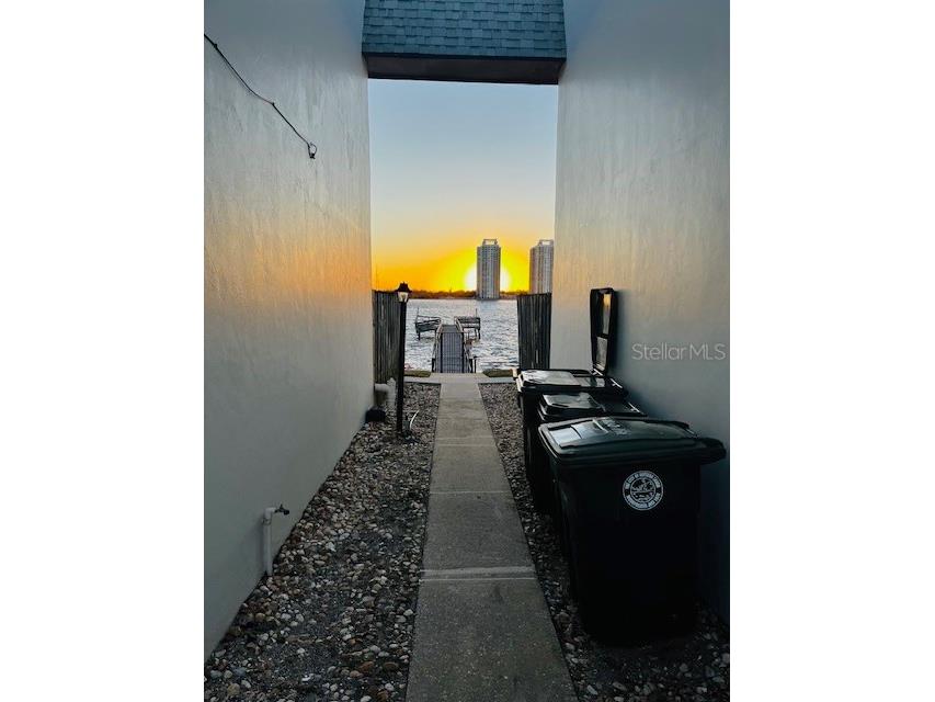 625 N Halifax Avenue #9 Daytona Beach FL 32118 O6381042 image29