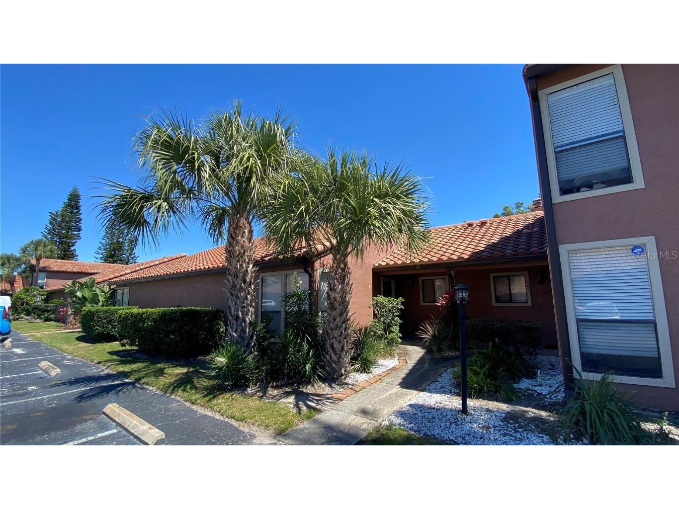 625 N Montego Bay Court Winter Park FL 32792 O6193225 image1