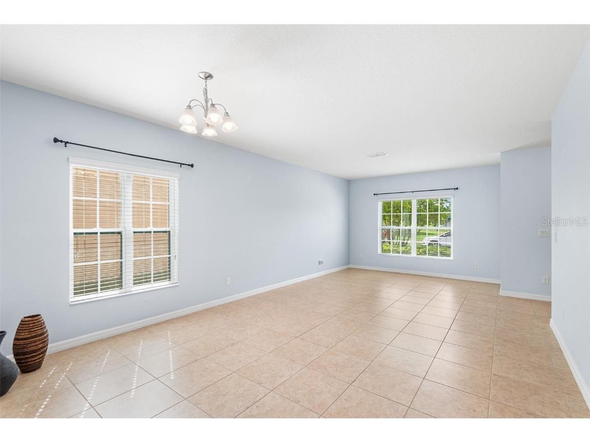 625 Ogelthorpe Dr Davenport FL 33897 P4935555 image10