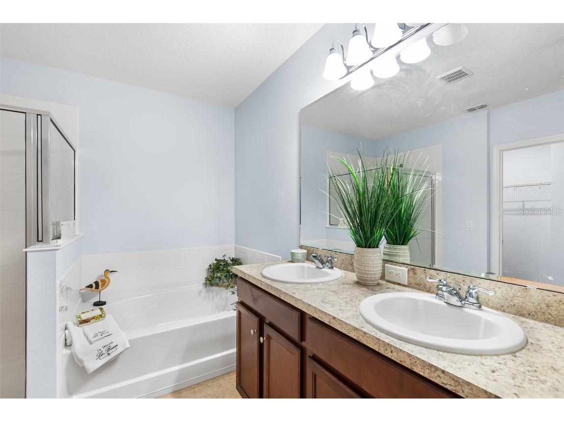 625 Ogelthorpe Dr Davenport FL 33897 P4935555 image22