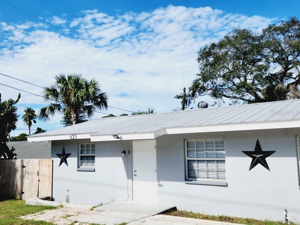 625 Omaha Street #3 Palm Harbor FL 34683 U8208231 image1