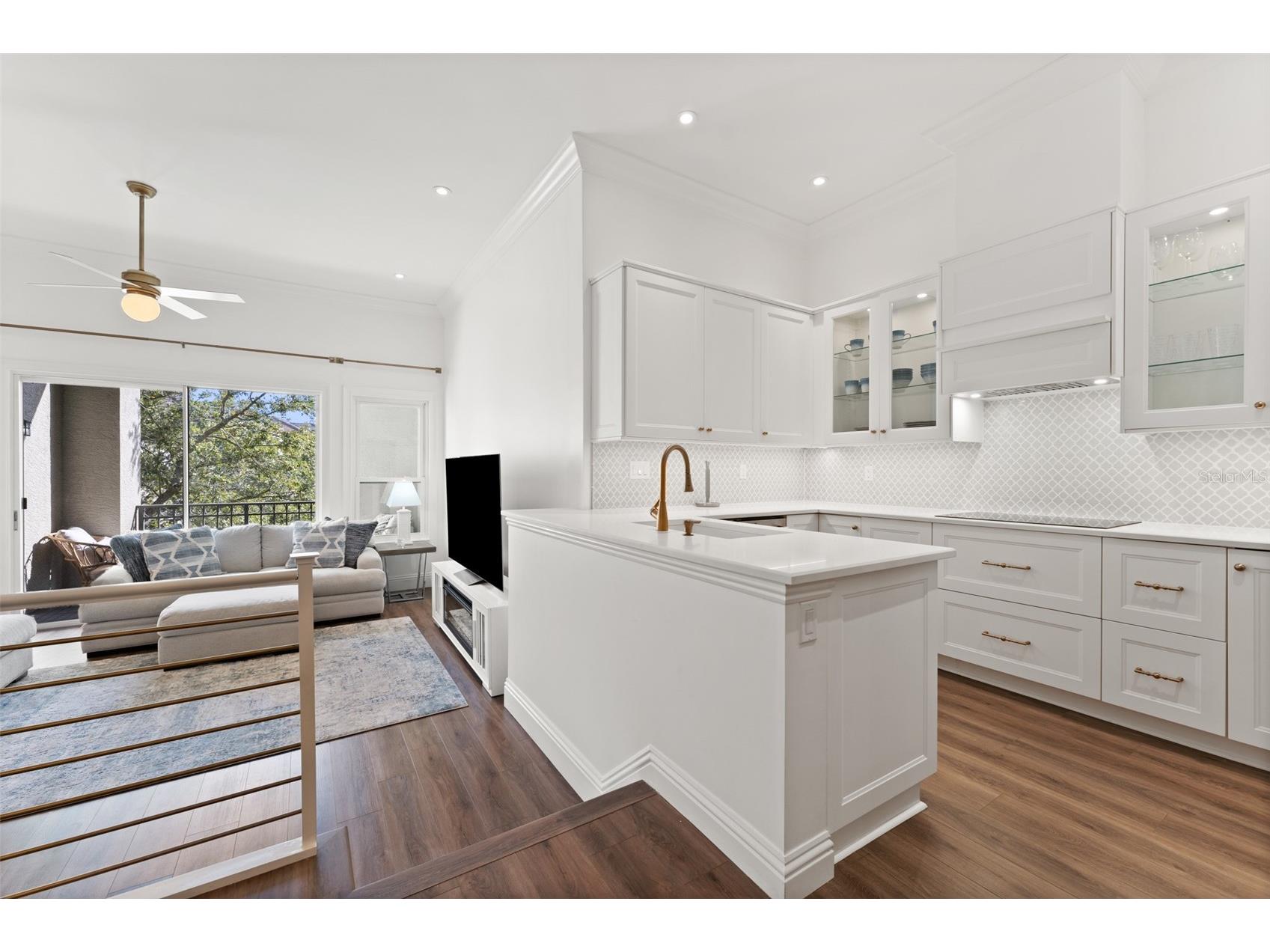 625 Tropical Breeze Way Tampa FL 33602 - GARRISON CHANNEL TB8488229 image2