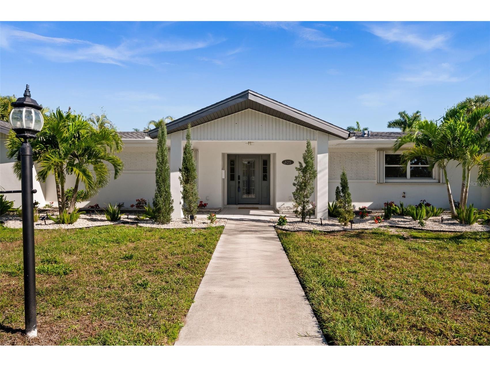 625 W Olympia Avenue Punta Gorda FL 33950 A4687849 image3