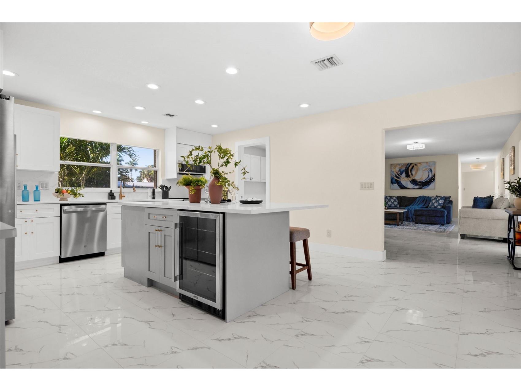 625 W Olympia Avenue Punta Gorda FL 33950 A4687849 image5