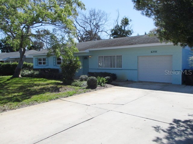 6250 22nd Avenue N Saint Petersburg FL 33710 U8232136 image1