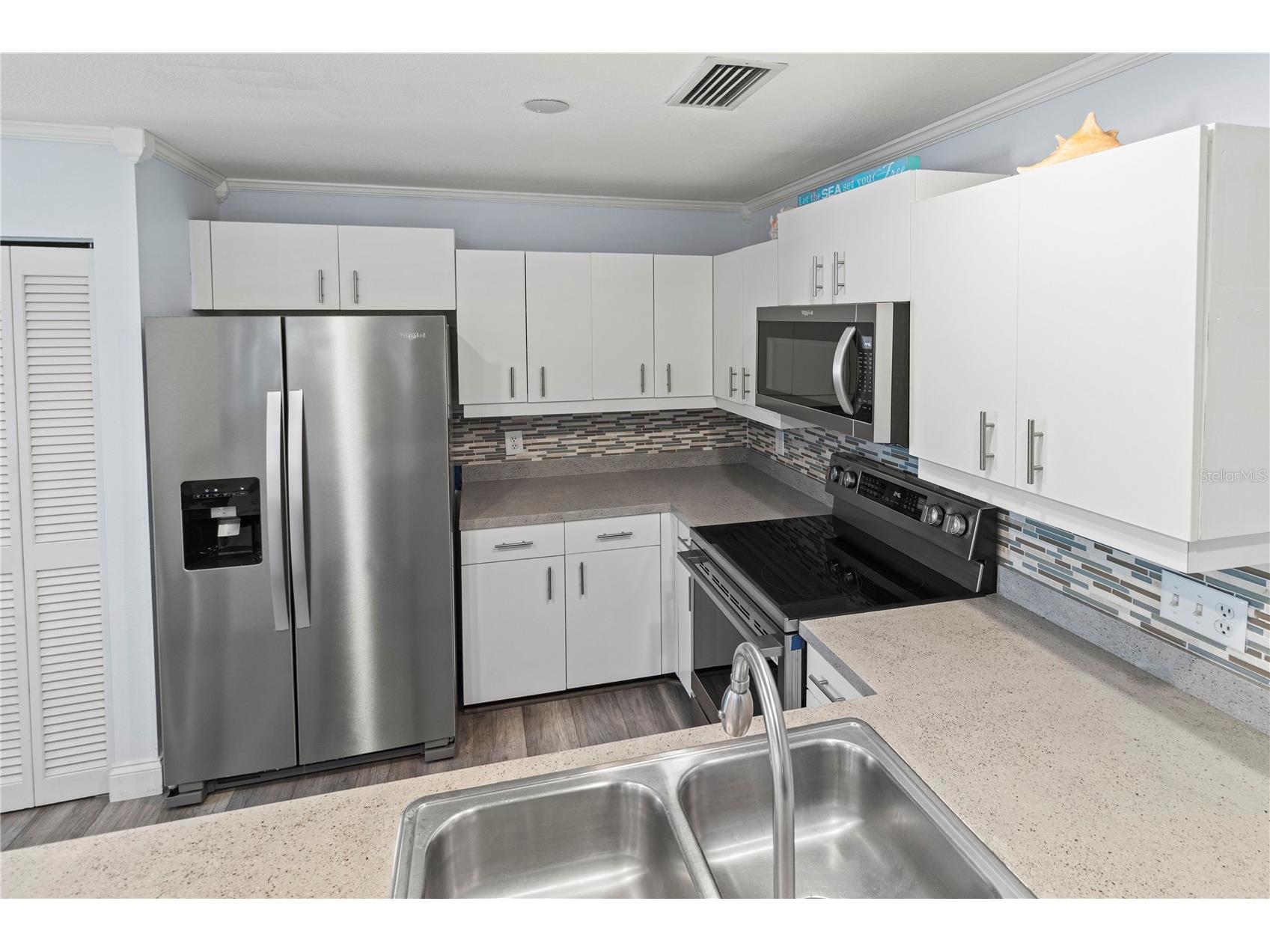 6250 Holmes Boulevard #37 Holmes Beach FL 34217 A4677811 image37