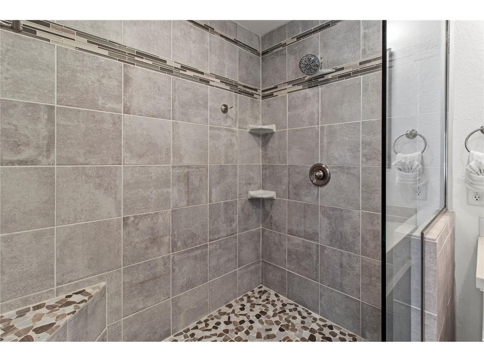 6250 Holmes Boulevard #37 Holmes Beach FL 34217 A4677811 image4