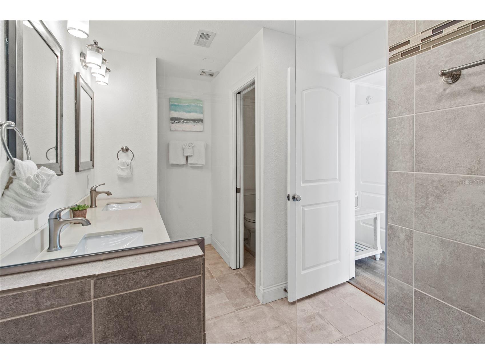 6250 Holmes Boulevard #37 Holmes Beach FL 34217 A4677811 image6