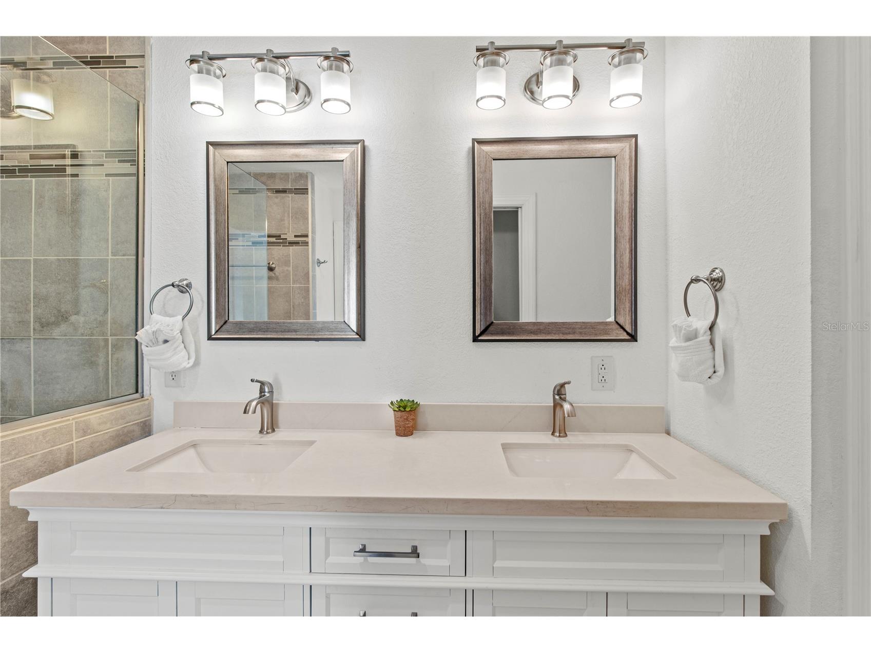 6250 Holmes Boulevard #37 Holmes Beach FL 34217 A4677811 image7