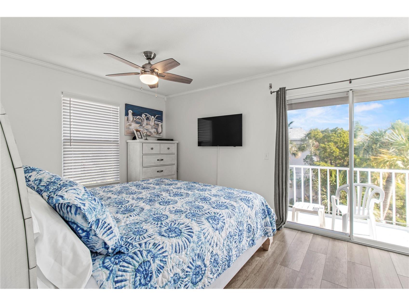 6250 Holmes Boulevard #37 Holmes Beach FL 34217 A4677811 image9